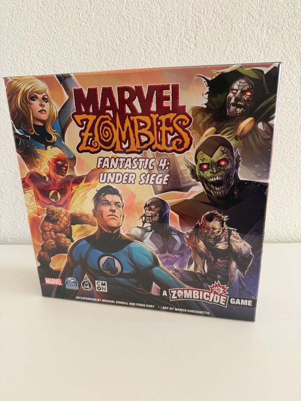 Giochi: Marvel Zombies: Fantastic 4 - Under Siege, Kickstarter, OVP – Nuovo e nell'imballaggio originale da Uster venduto da And_62365