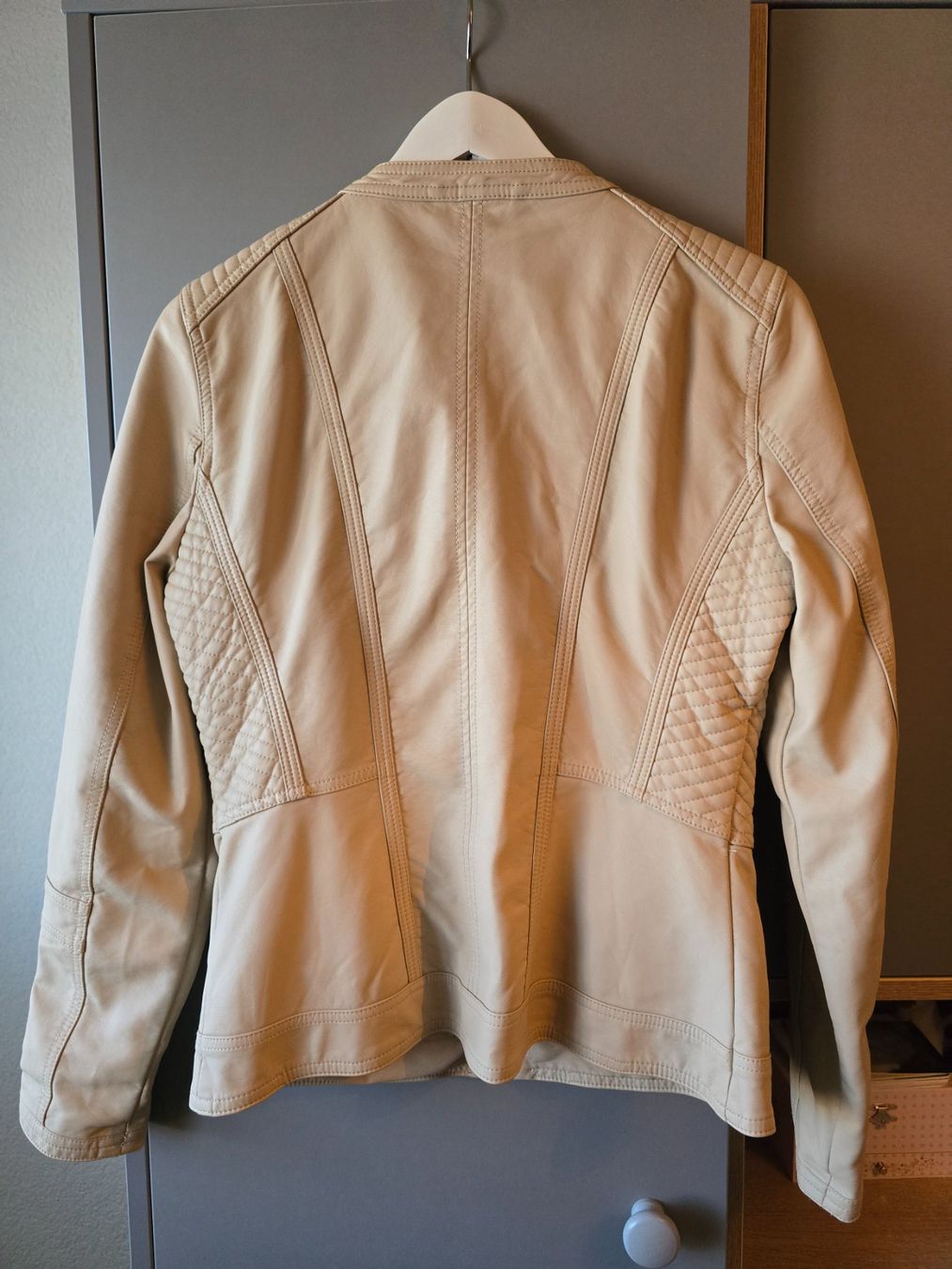 Giacche: Kunstlederjacke NEU Gr. 36 – Nuovo (secondo la descrizione) da Zäziwil venduto da Seisler 1