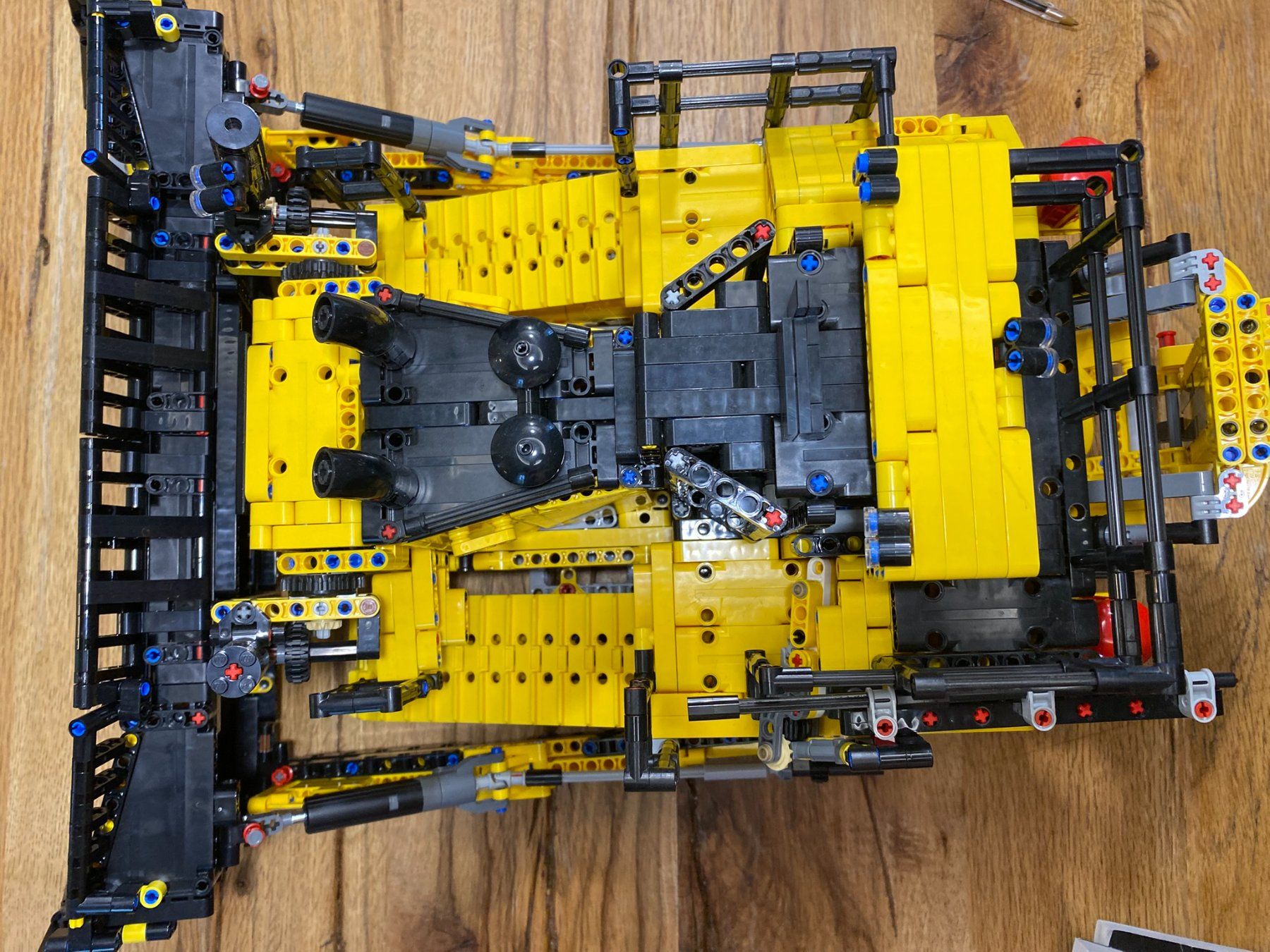 Lego Kit di costruzioni: Lego Technic 42131 Bulldozer D11 Bausatz vollständig – Usato da Affoltern am Albis venduto da Suterp 1