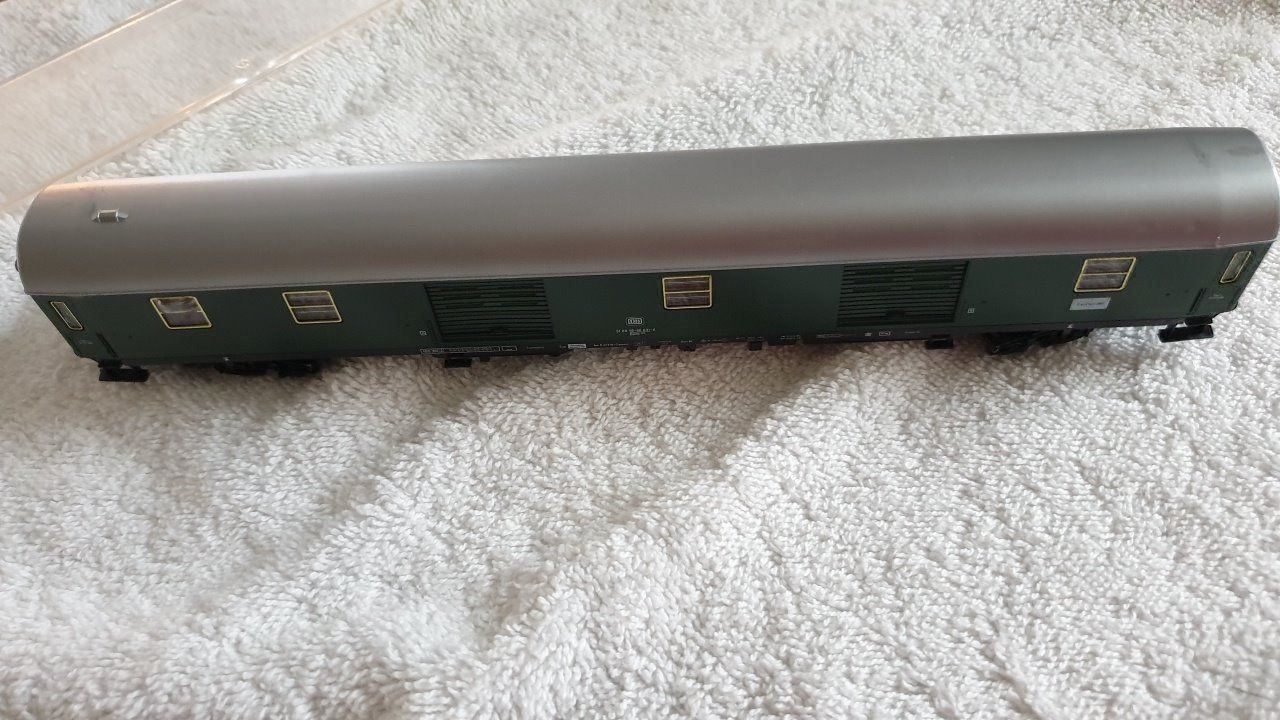 Fleischmann Modellini di ferrovie: Fleischmann Packwagen Art. Nr. 5101 – Usato da Dagmersellen venduto da Minsch66 6