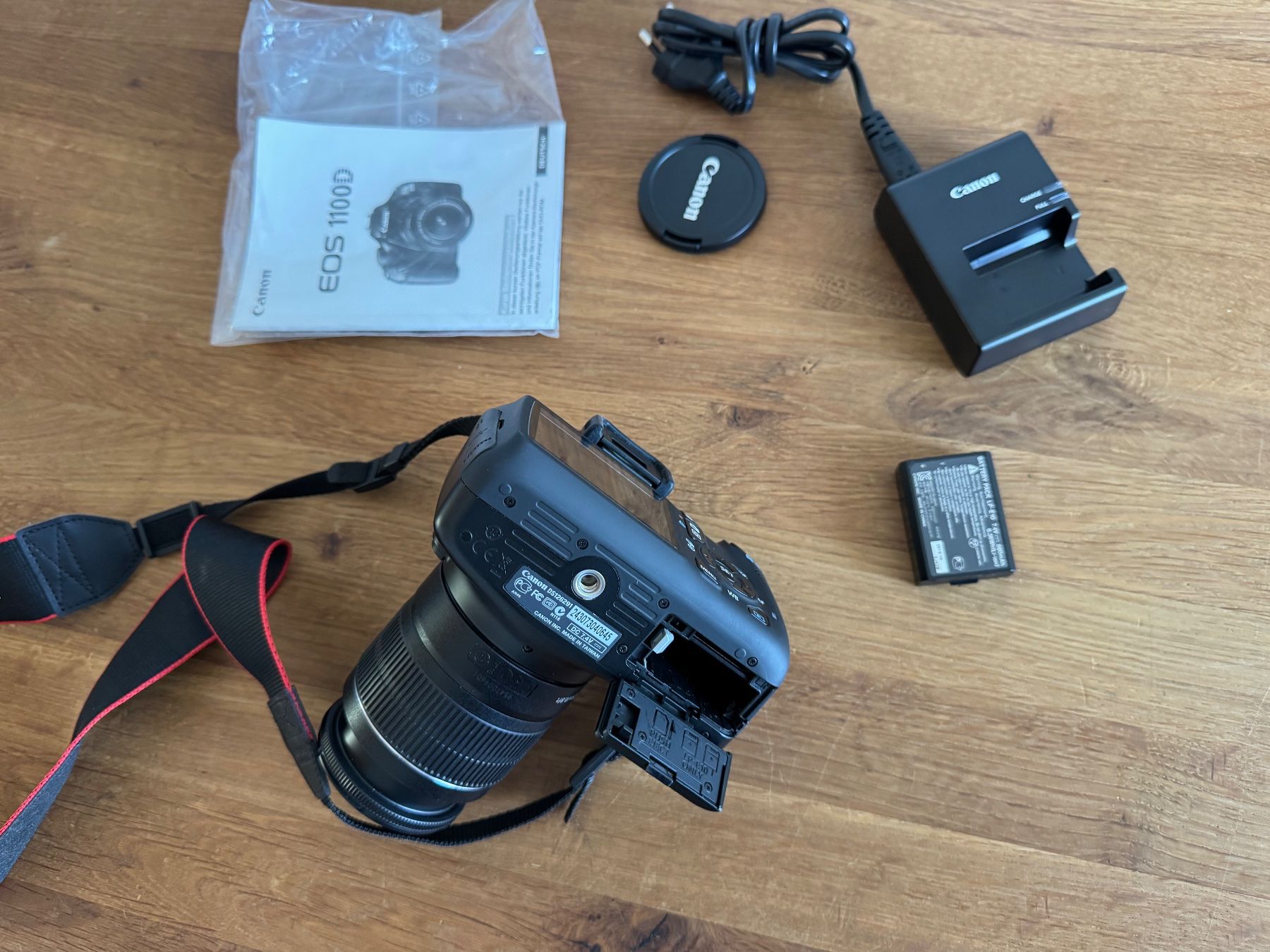 Canon Kamera: Canon Eos 1100 D Spiegelreflex Kamera – Gebraucht aus frauenfeld von tia01 6