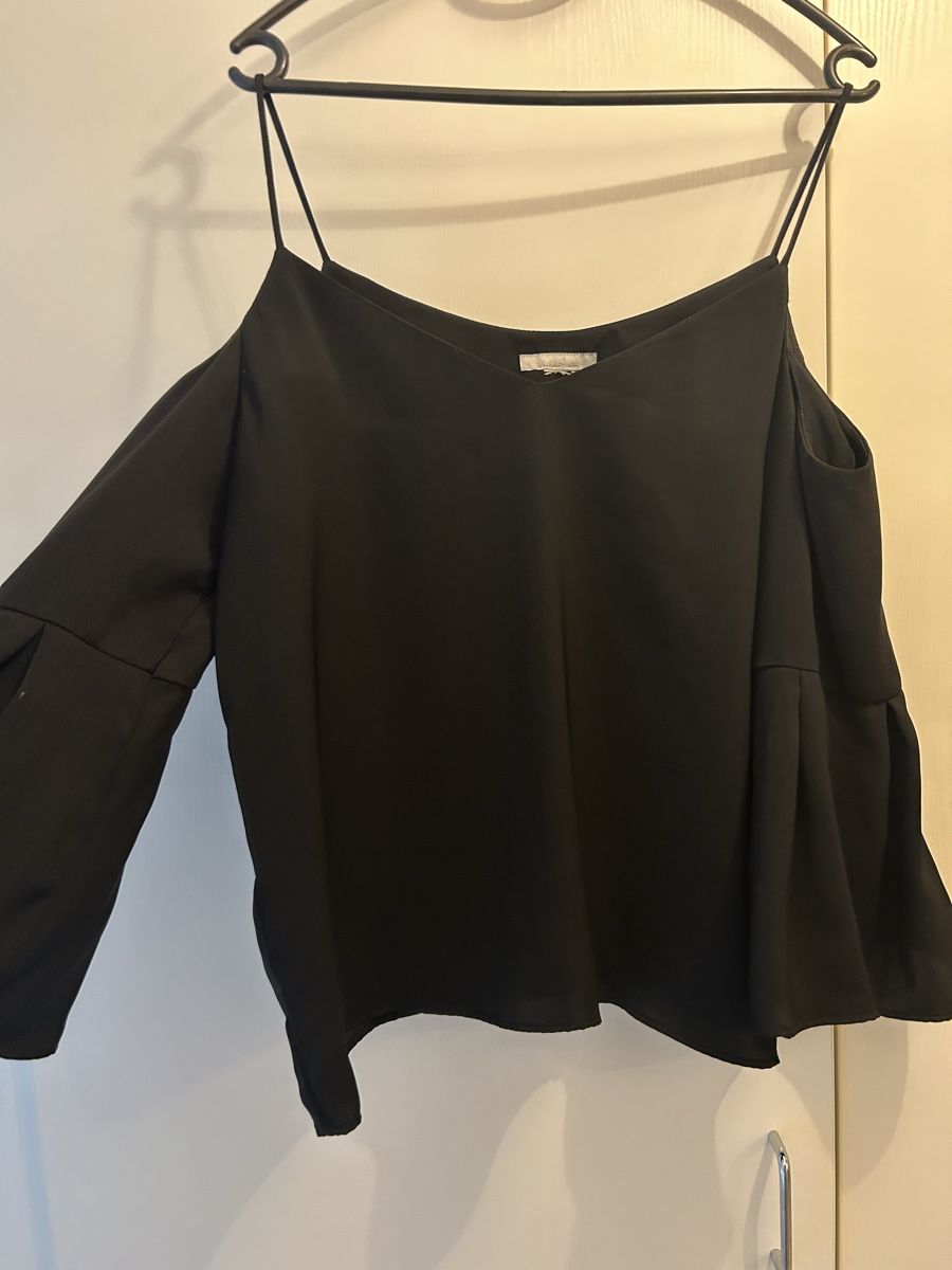 Blusen: Chemisier noir taille S/M – Gebraucht aus Villars-sur-Glâne von ale_7h26 1