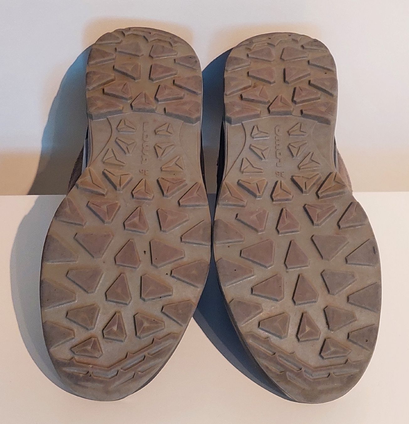 Lowa Scarpe per ragazzi: Lowa-Schuhe, Grösse 36 – Usato da Liesberg Dorf venduto da FamilieBond007 4