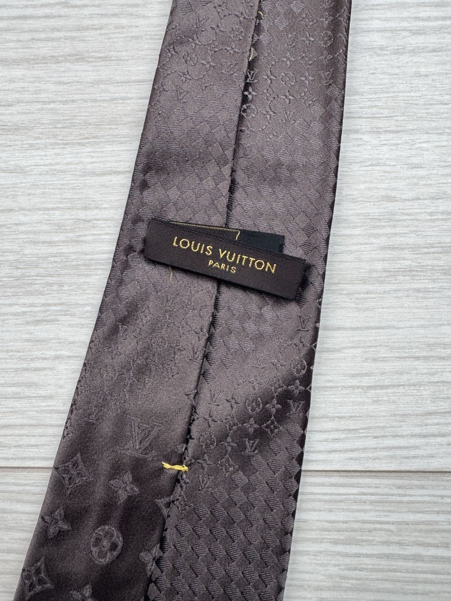 Louis Vuitton Cravatte: Louis Vuitton cravate, tie brown – Usato da Basel venduto da mimi8668 2