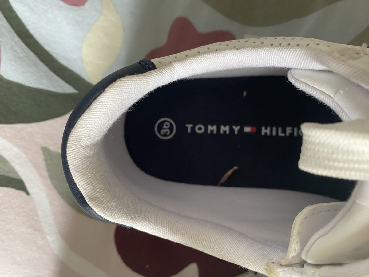 Tommy Hilfiger Scarpe da uomo: Tommy Hilfiger sneakers – Usato da Reinach BL venduto da stutkir 1