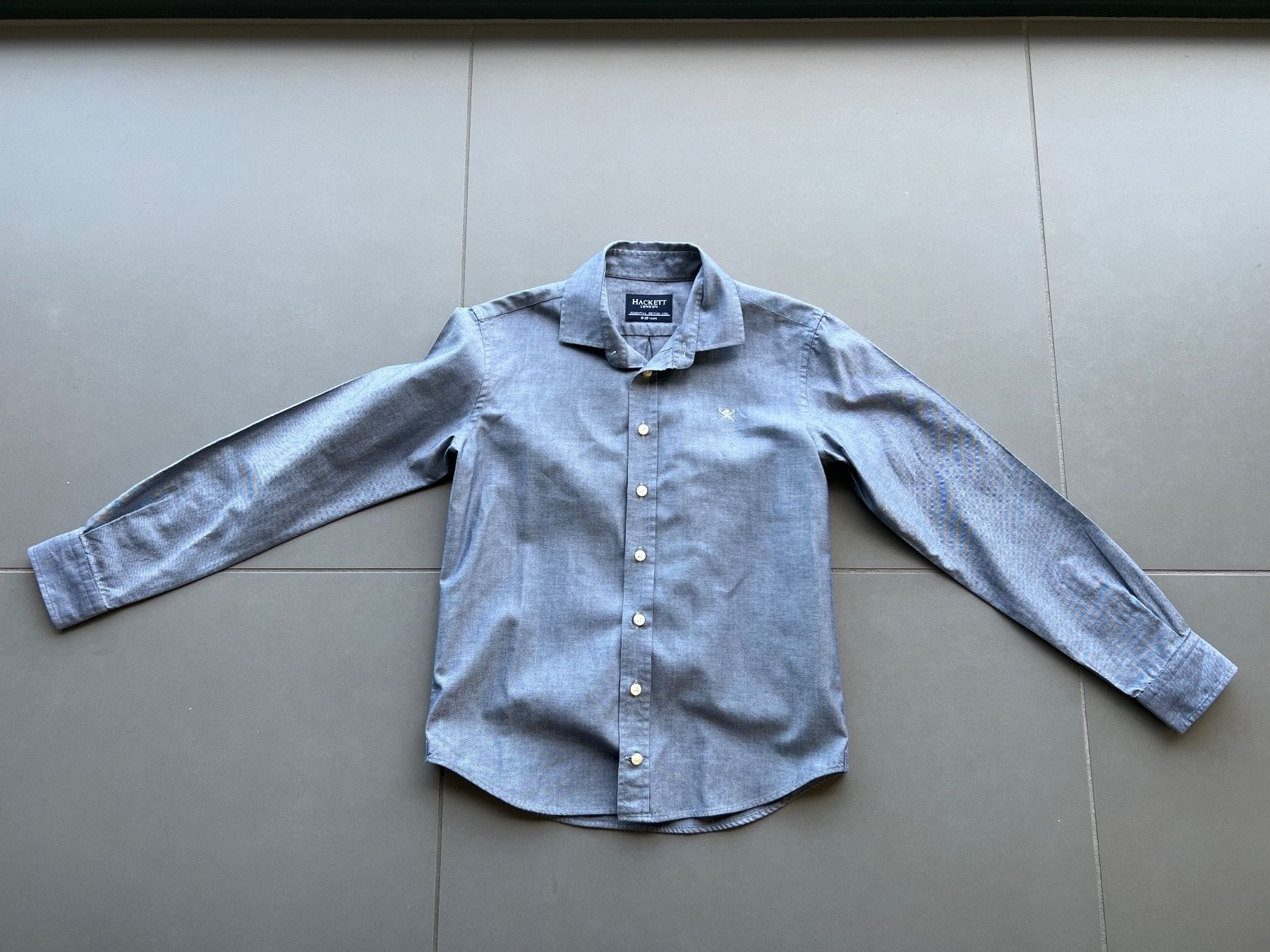 Hackett Camicie, T-shirt & Polo: Hackett - chemise grise - neuf - taille 10 ans – Nuovo (secondo la descrizione) da Sainte-Croix venduto da Caramel31