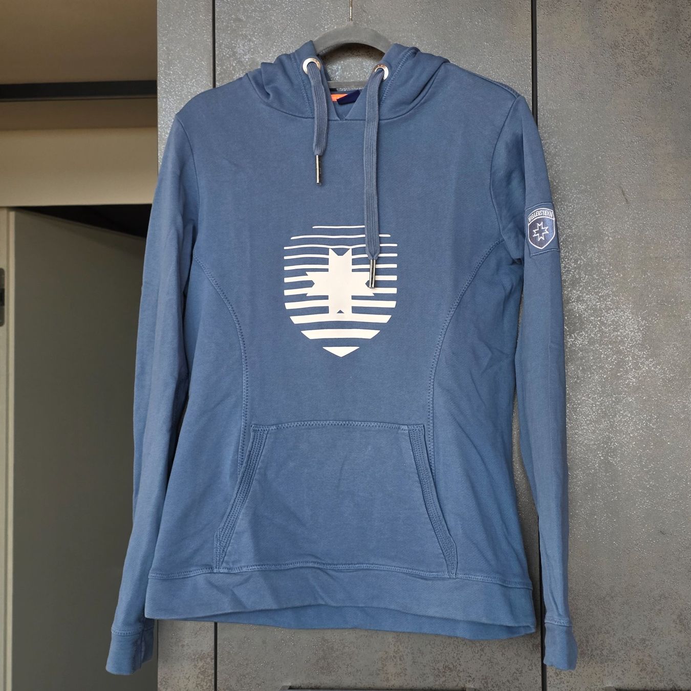 Pullover & Sweatshirts: 🐸 WELLENSTEYN HOODIE KAPUZENPULLOVER S PULLOVER MIT KAPUZE – Gebraucht aus Môtier (Vully) von Frogs