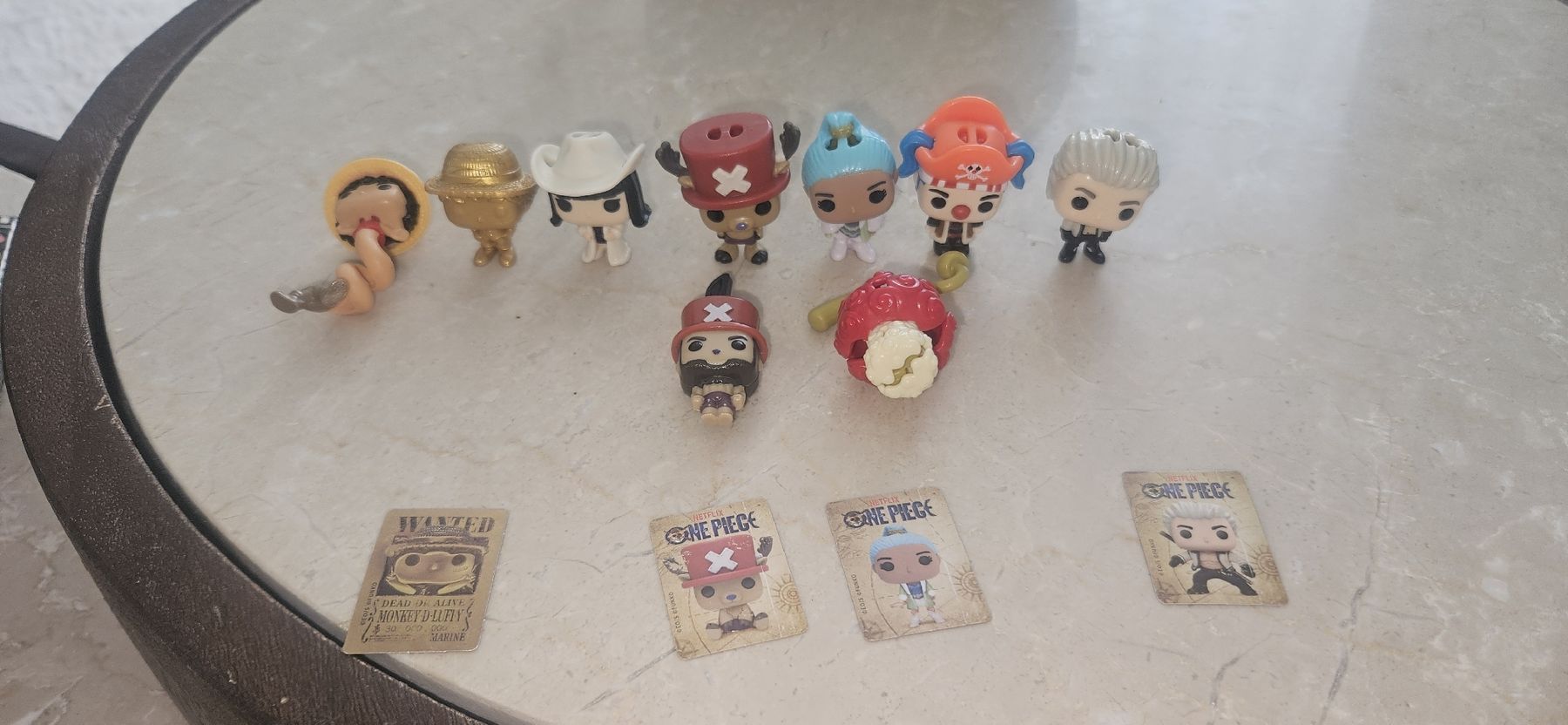 Funko Statuette: Kinder Joy Funko Pop One Piece Figuren 9er Set – Nuovo (secondo la descrizione) da Emmen venduto da sta.gledas