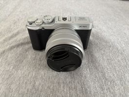 Fujifilm X-M1 + XC15-45mm