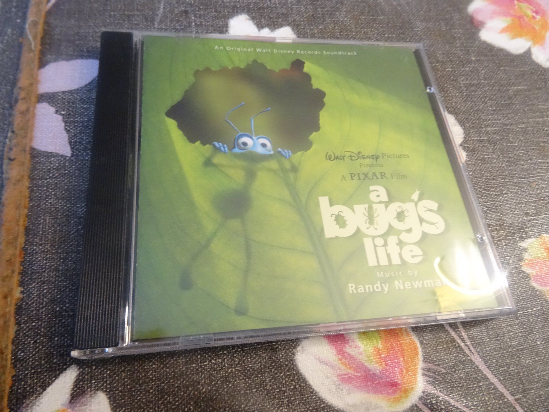 CD: A Bug's Life Walt Disney Records Soundtrack CD – Usato da Olten venduto da Disc-Ausverkauf