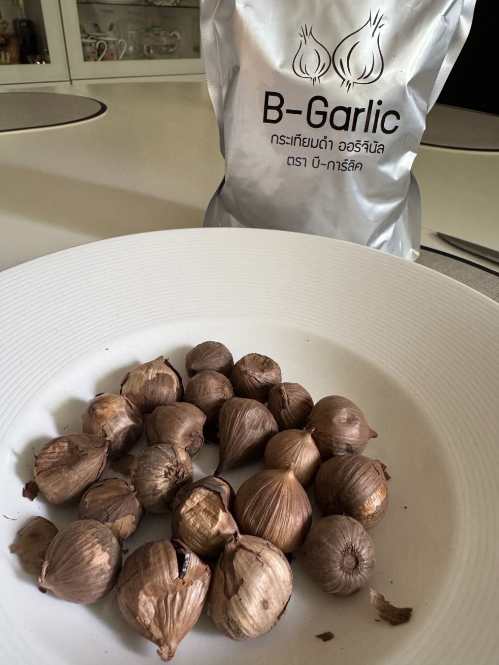 Aliments & Spécialités: 500 gr. Schwarzer Knoblauch – Neuf avec emballage d'origine à Viganello par NicodemusRoger 2