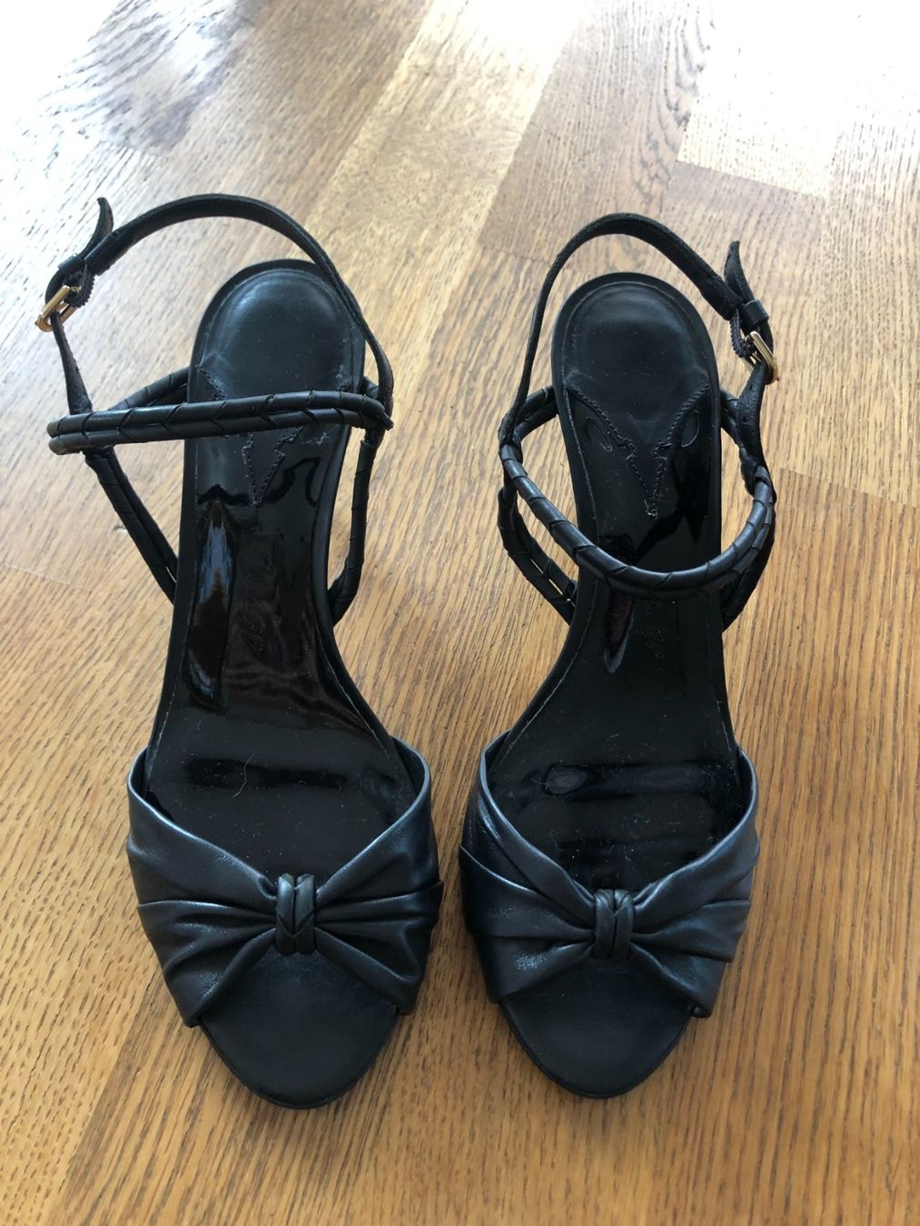 Scarpe da donna: Sandalen - echt Leder – Usato da Bubikon venduto da tokidoki