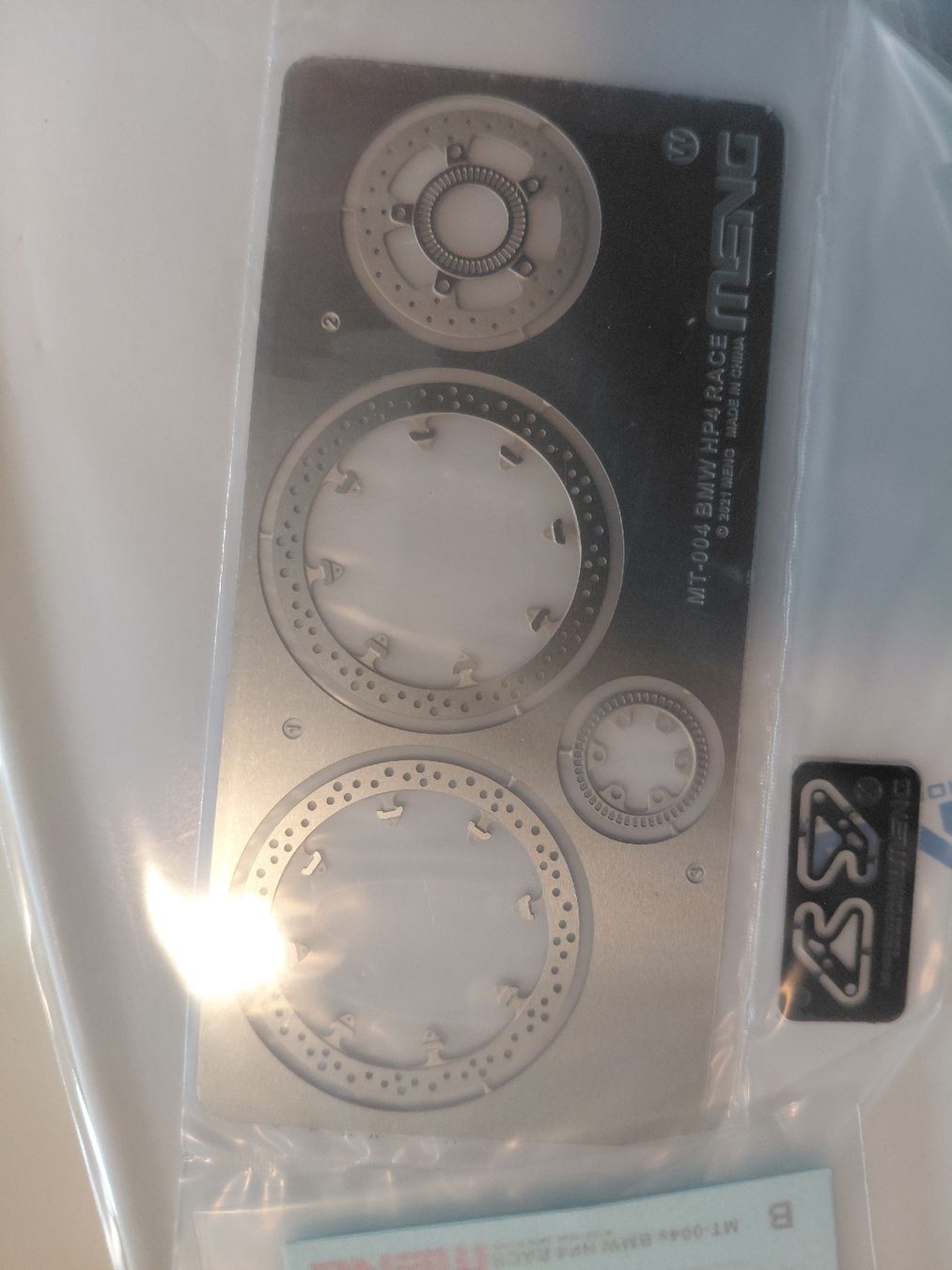 Kit di modellismo & Modellini statici: BMW HP4 Race 1:9 Bausatz – Nuovo (secondo la descrizione) da Bottenwil venduto da Toyscout 6