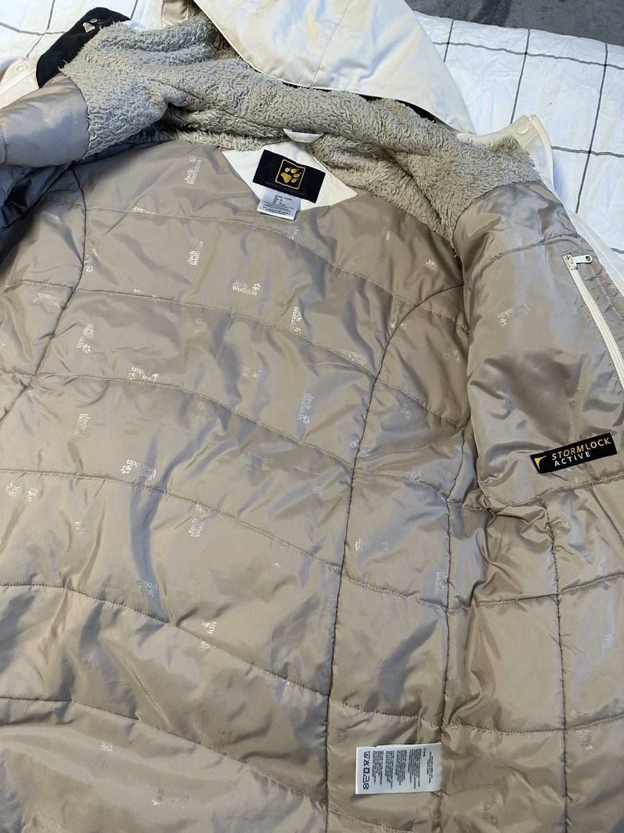 Jack Wolfskin Giacche: Jack Wolfskin Winterjacke, beige, Gr. L – Usato da Liestal venduto da ichjel 8