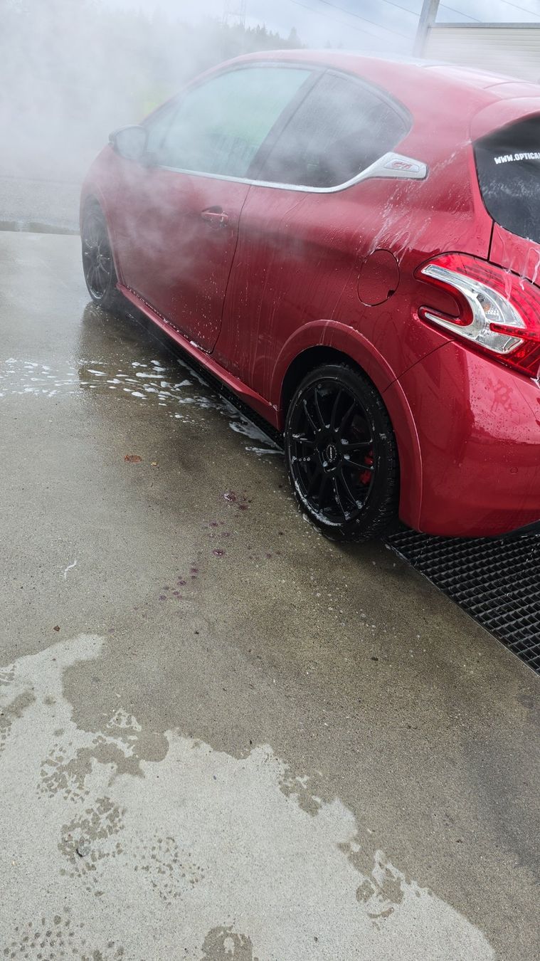 Peugeot Autos: Peugeot 208 1.6 Turbo – Gebraucht aus Gasel von sam_rcs5 1