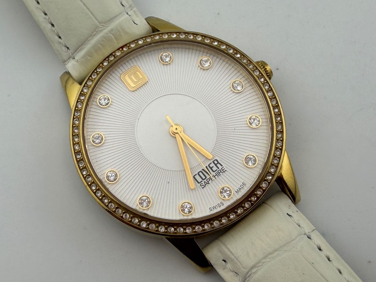 Orologi: COVER Damenuhr läuft – Usato da Biel/Bienne venduto da MrP_WatchesBiel