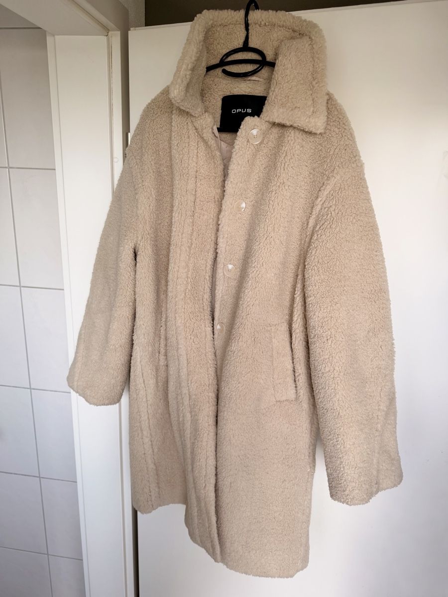 Opus Cappotti: OPUS Wintermantel REGULAR FIT COLLAR Gr.44 – Usato da Schmitten FR venduto da resina 1