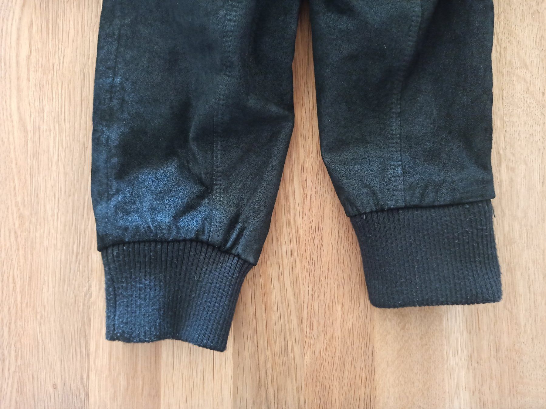 Vestes: Veste en cuir véritable – Neuf (Voir description) à Fresens par As2_Caro 3