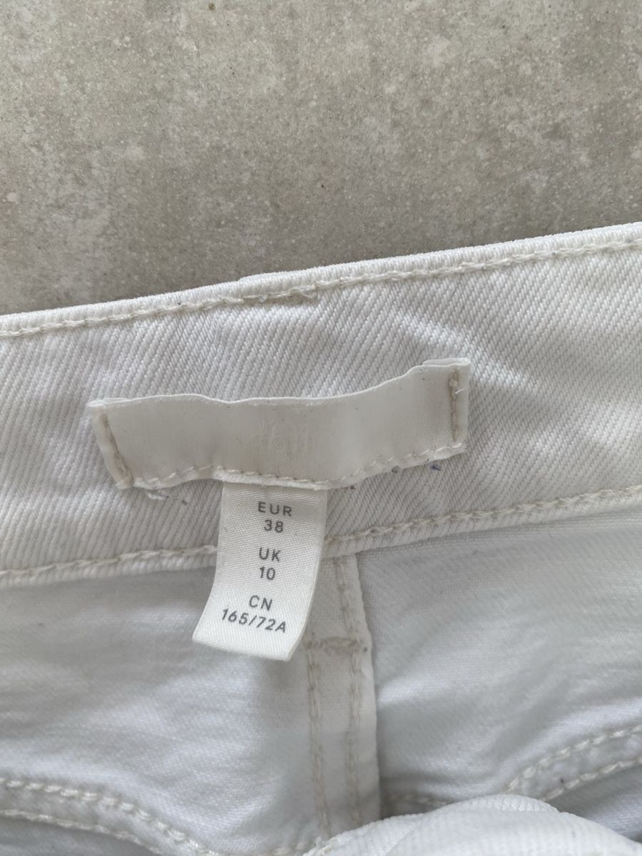 H&M Jeans: Damenjeans weiss Gr.S – Usato da Wädenswil venduto da JJ15 1