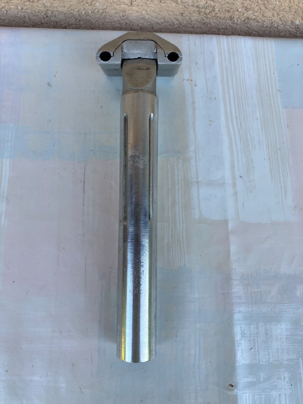 Pièces détachées: Sattelstütze Kalloy, 25.4mm – D'occasion à Trimbach par cendira