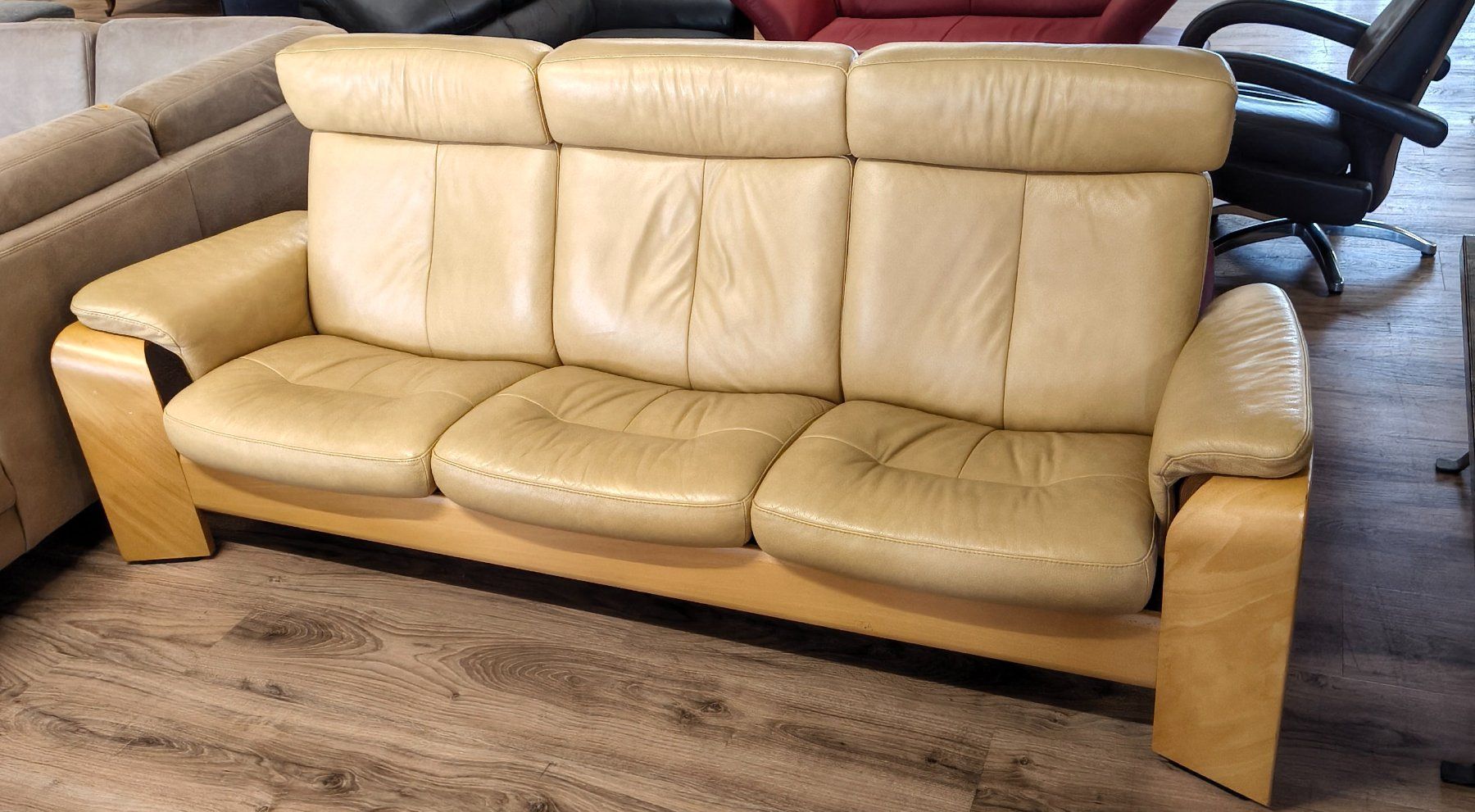 Stressless Divani: Stressless Sofa – Usato da Basel venduto da bk_brockibasel 1