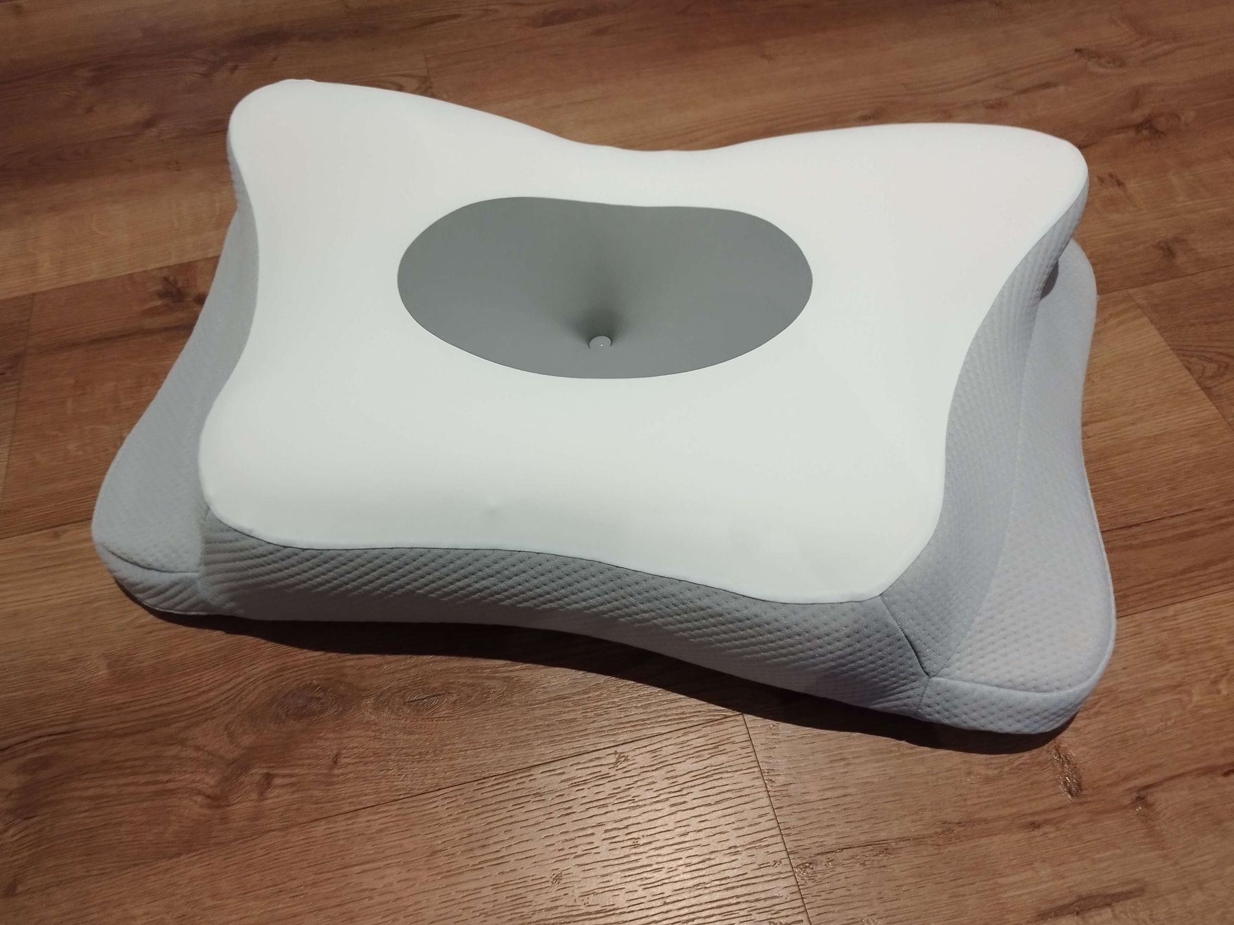Cuscini: Ergonomisches Nackenkissen – Nuovo (secondo la descrizione) da Walkringen venduto da ani_6bgd