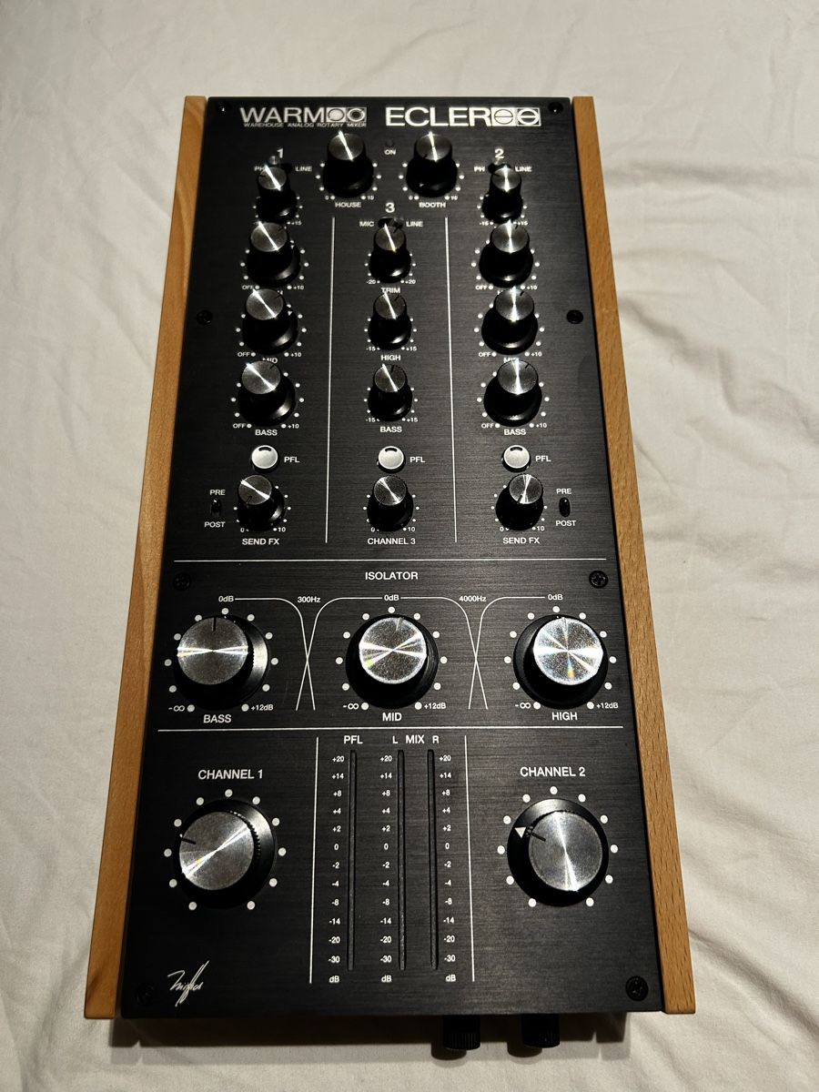 Platines de mixage: Ecler Warm 2 – D'occasion à Bern par Krasil