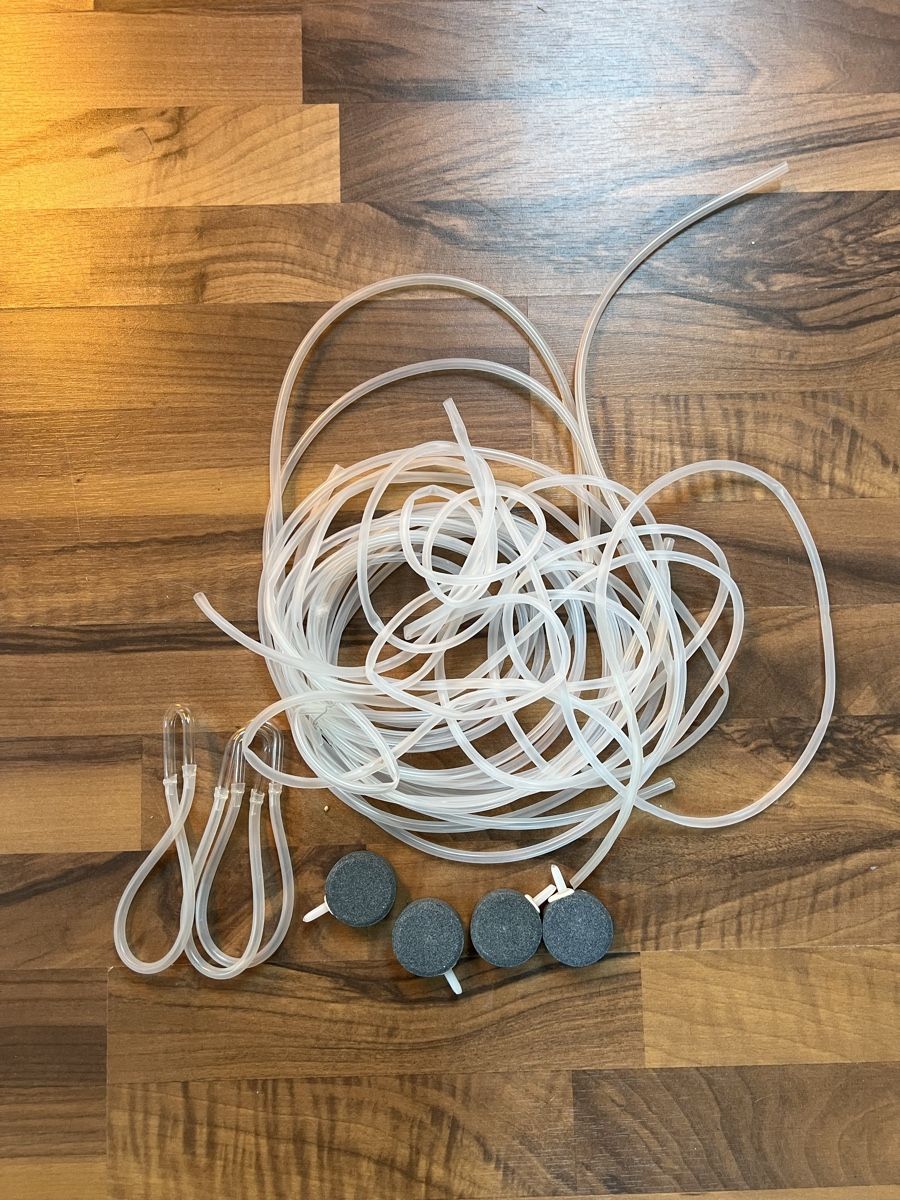 Ventilazione: Aquarium Filter Luftheber Zubehör – Usato da Toffen venduto da Schnacker 2