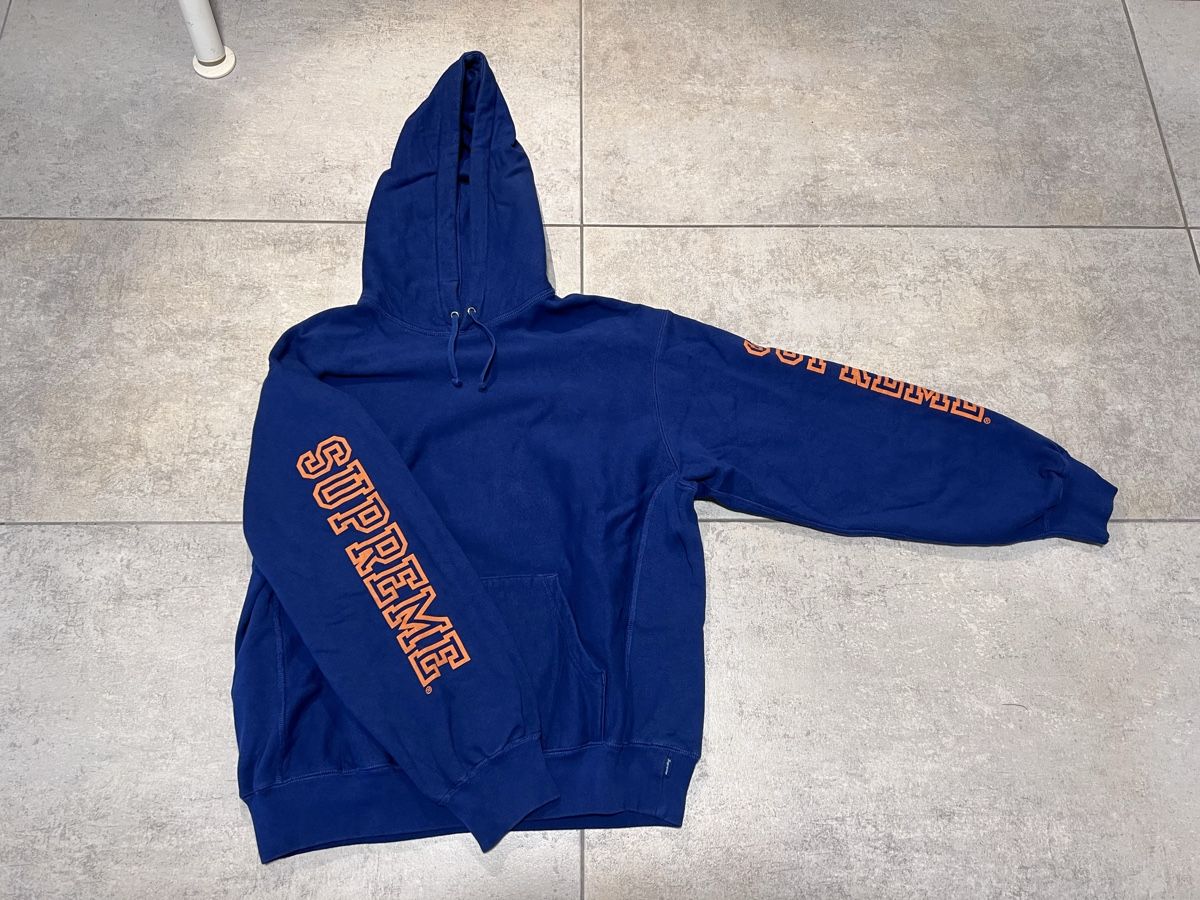 Pullover & Sweatshirts: Supreme Hoodie Lotto – Gebraucht aus Losone von igo_9qdh 4