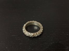 Bague fantaisie avec pierres brillantes taille 18