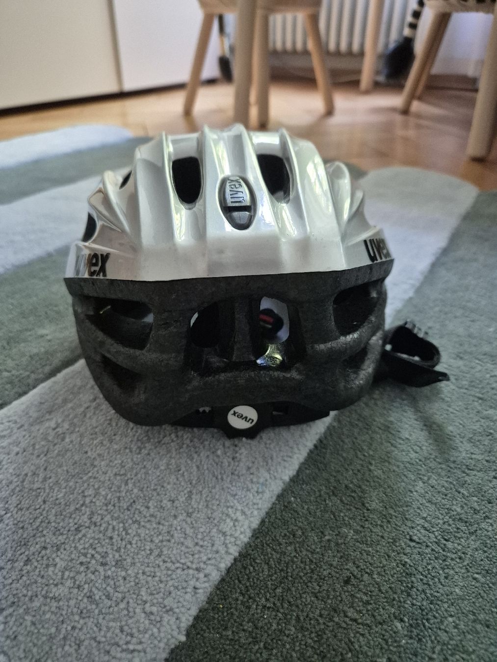 Uvex Caschi: Velohelm Uxex – Usato da Basel venduto da lilifee86 2