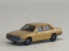 VE1- Herpa Audi 100 beige