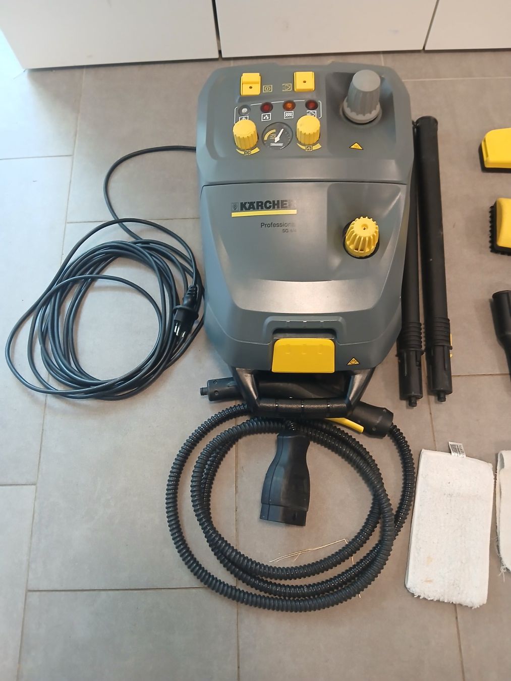 Kärcher Pulitori a vapore: Karcher SG 4/4 – Usato da Tramelan venduto da guidou2048 1