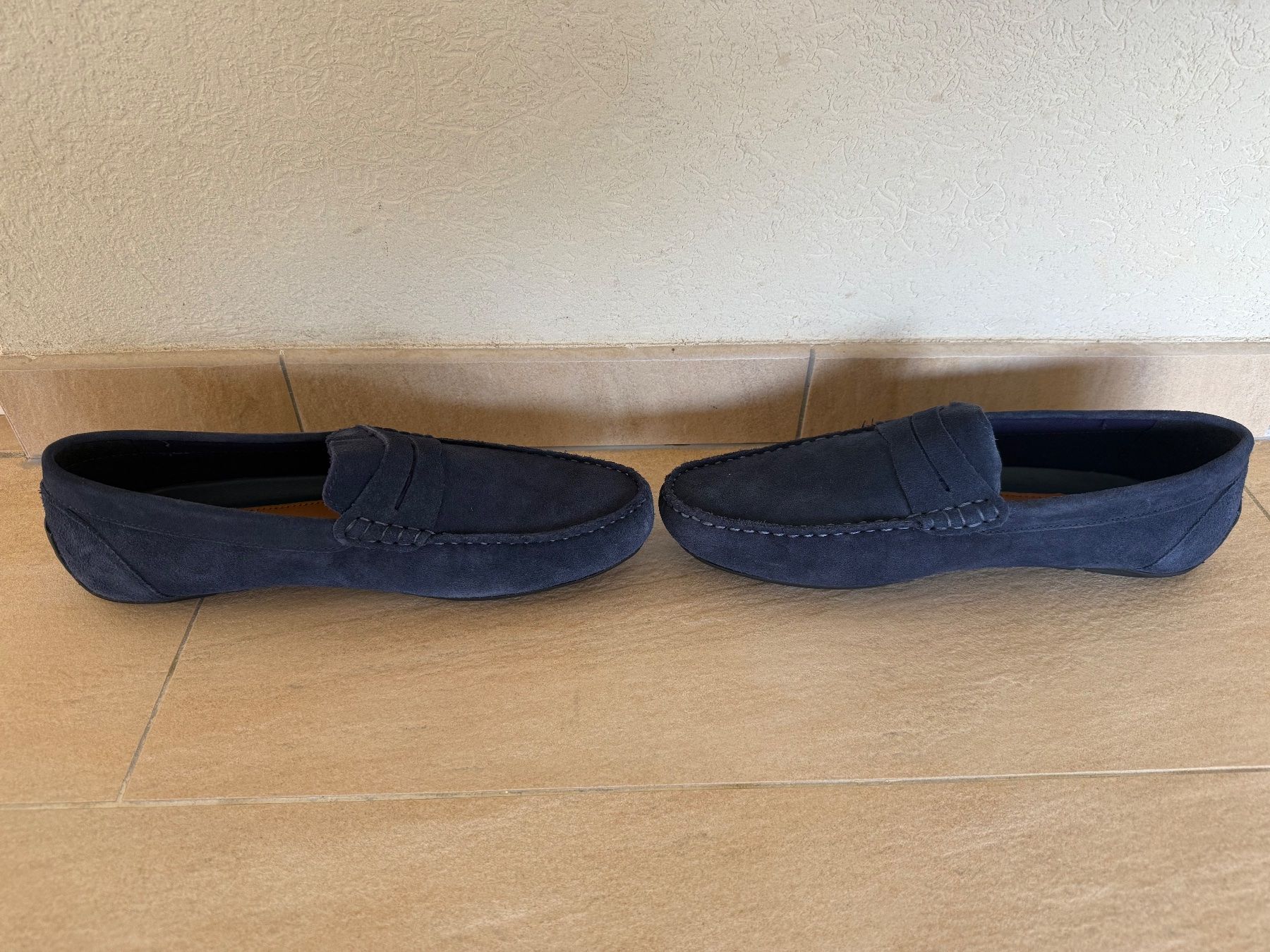 Herrenschuhe: Mocassins en daim, bleu, p. 44 – Neu (gemäss Beschreibung) aus St-Gingolph von GoldenKeys 3