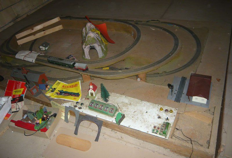 Märklin Modellini di ferrovie: Märklin Bahn mit diversem Zubehör – Usato da Ruggell venduto da Btt 2