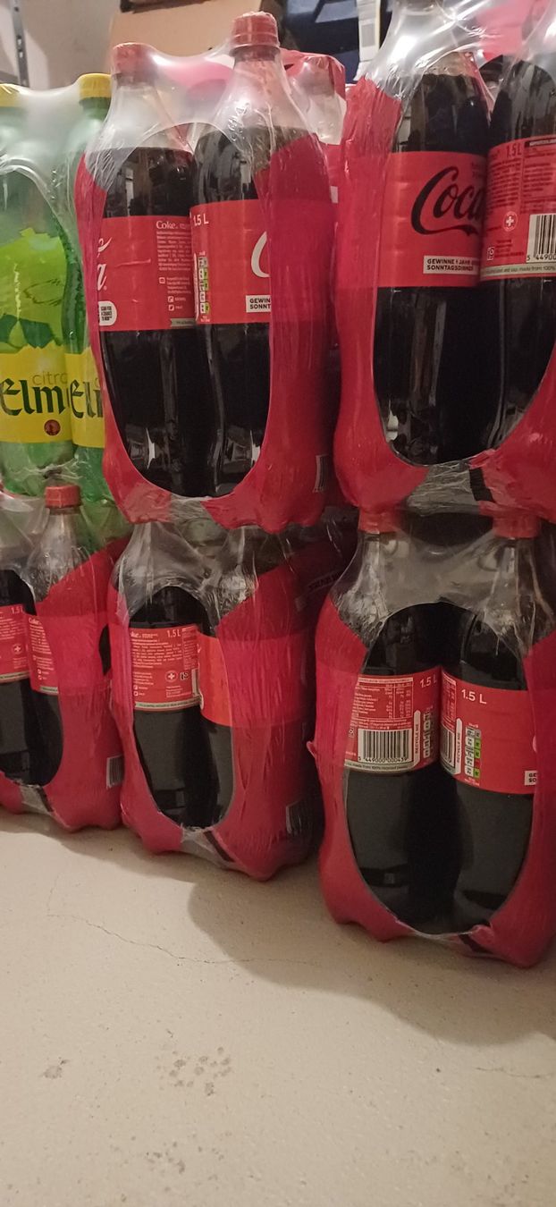 Cibi & Specialità: Cola, Cola zero und Elmer Restbestände – Nuovo e nell'imballaggio originale da Bern venduto da paulamara 1