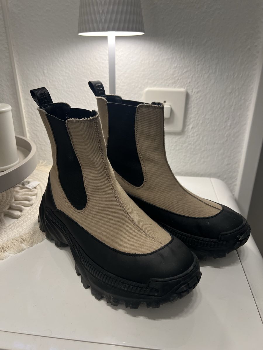 Hugo Boss Scarpe da donna: HUGO BOSS CHUNKY BOOTS GR 38 – Usato da Basel venduto da theo-g77 3