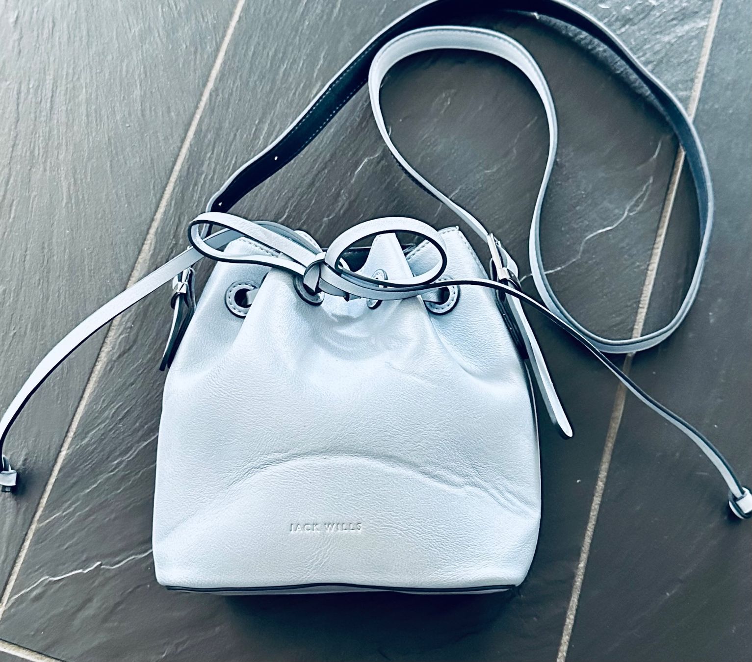 Taschen für Damen: Schöne Handtasche, Duffle bag von Jack Wills, hellblau – Gebraucht aus Wallbach von paxnic
