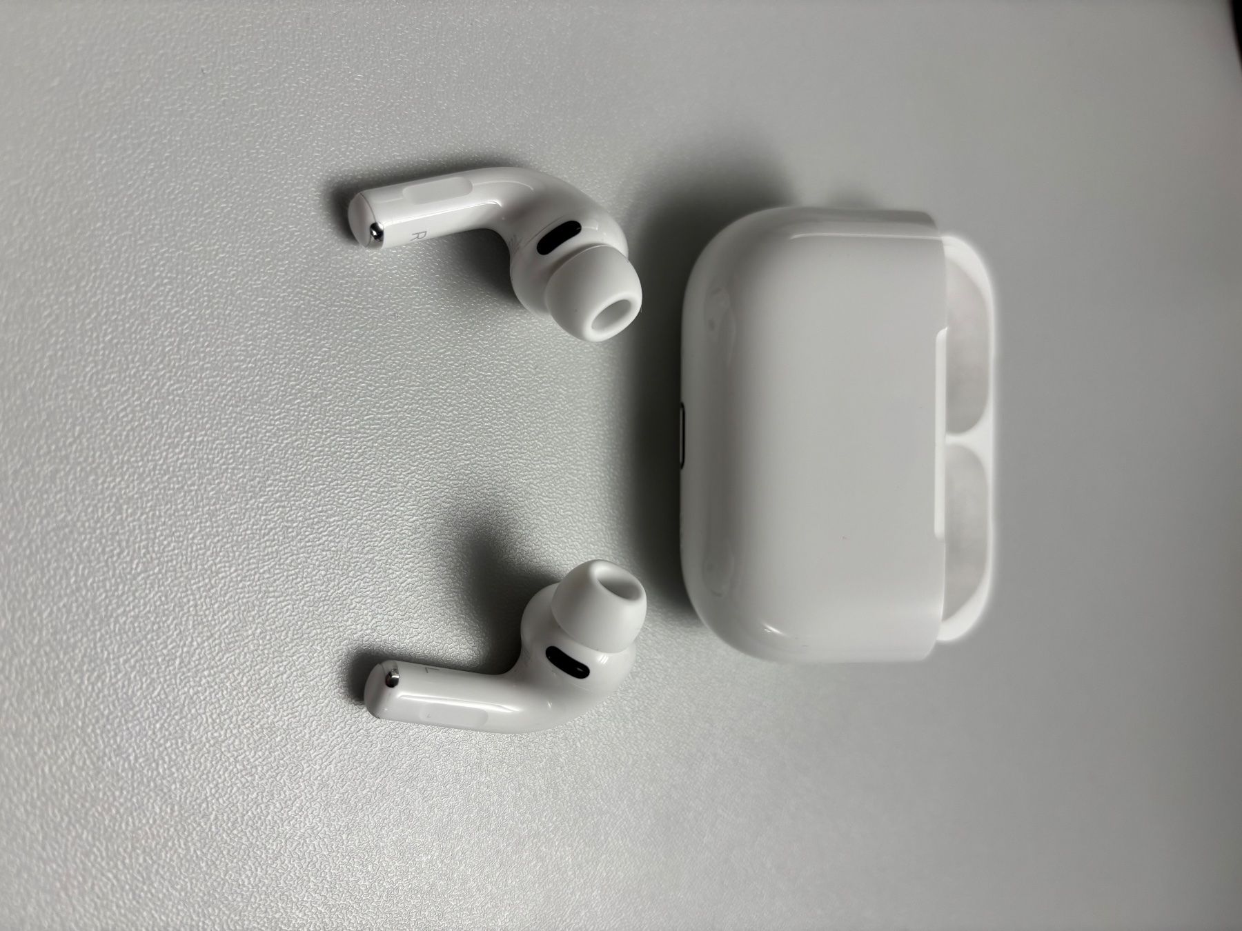Apple Casques audio: AirPods Pro 3 – Neuf (Voir description) à Gipf-Oberfrick par Migi122 1
