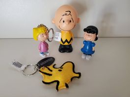 Lot de 4 objets de personnages Snoopy & Peanuts