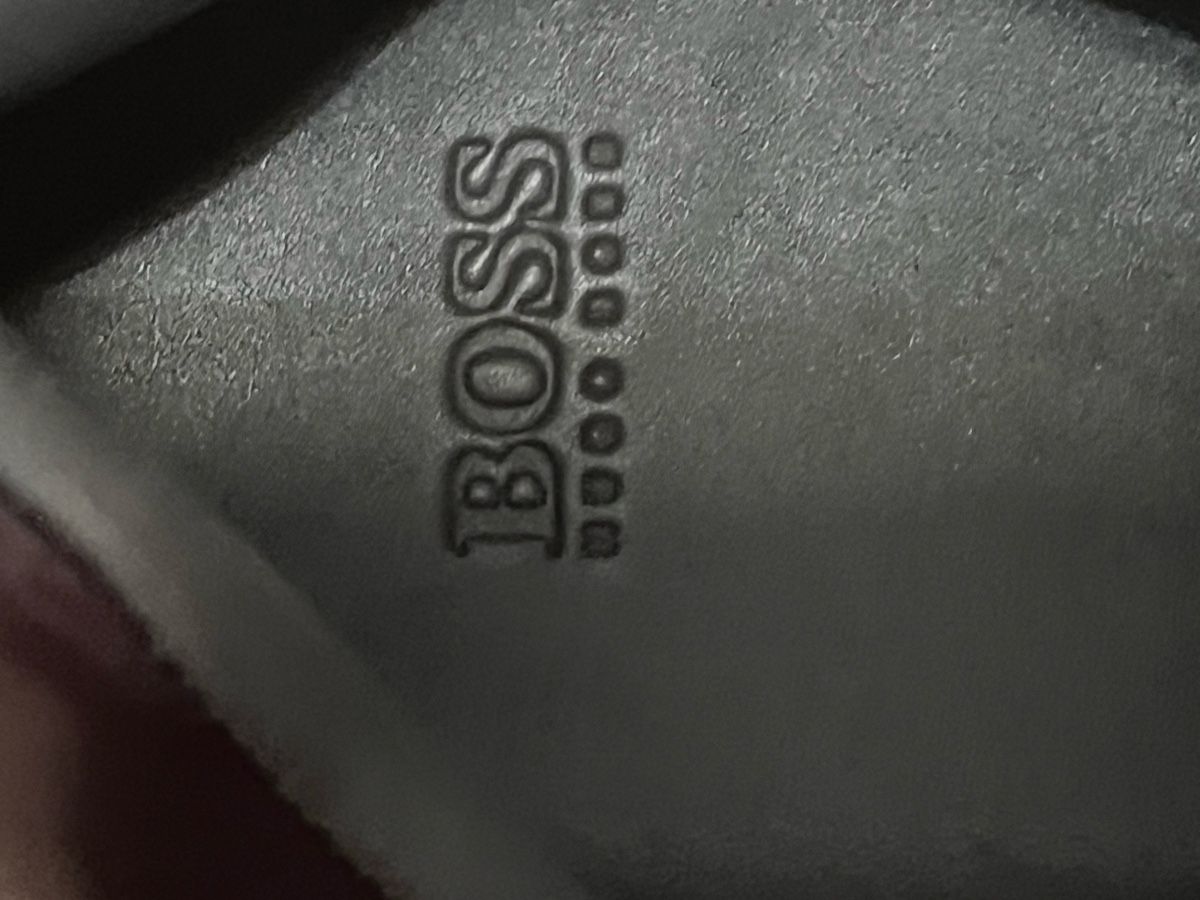 Hugo Boss Scarpe da uomo: Baskets en cuir Hugo Boss – Nuovo (secondo la descrizione) da Colombier NE venduto da Nath.Jaquet 4
