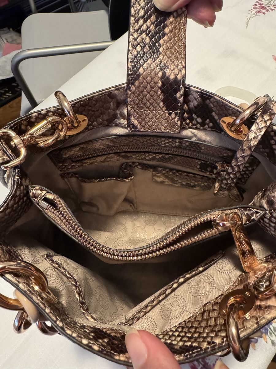 Michael Kors Borse da donna: Michael Kors Tasche mit Armband – Nuovo (secondo la descrizione) da Büttikon AG venduto da Pastis44 4