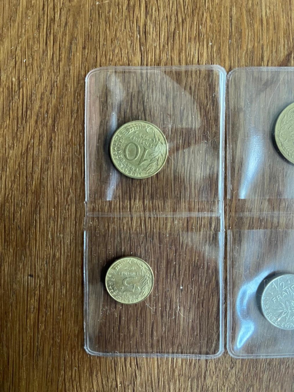 Tutti le monete: Münzsammlung: Frankreich Centimes/Francs – Usato da Schlieren venduto da mki_xfh9 3