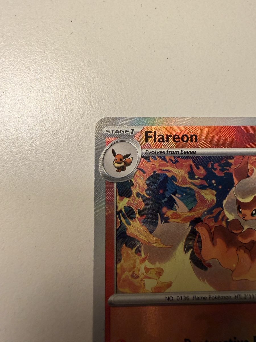Pokémon Cartes à collectionner: Flareon Prismatic Evolution Masterball EN – D'occasion à Zürich par sam_5kq6 3