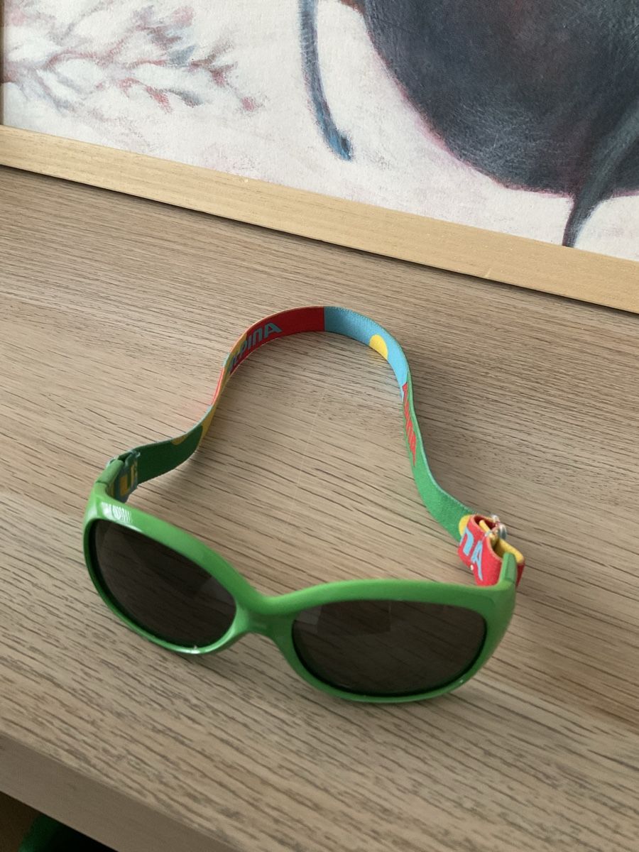 Occhiali & Lenti: Baby Sonnenbrille – Usato da Zürich venduto da TheShips 2