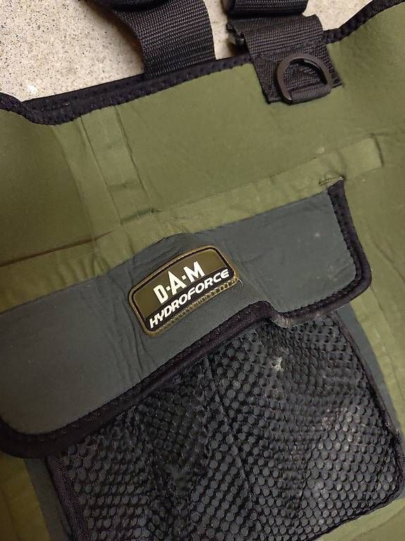Pantaloni: Neopren Wathose Gr 40/41 – Usato da Zürich venduto da Dory12 1