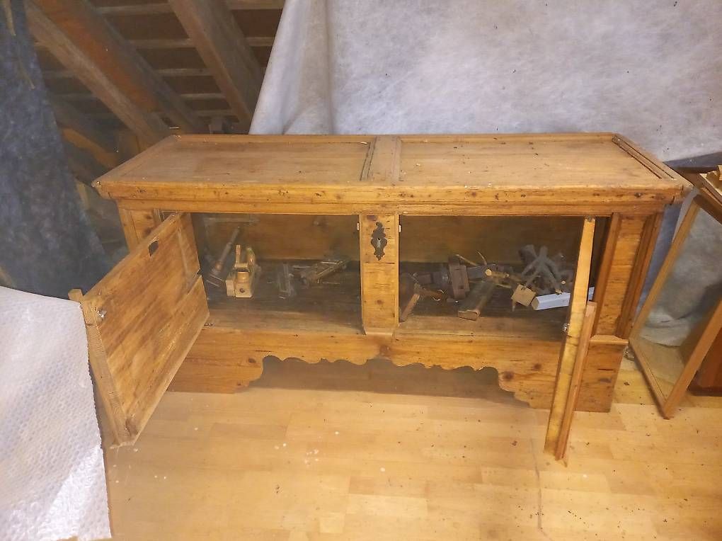 Cassapanche: Antike Truhe – Usato da Nürensdorf venduto da oldscool01