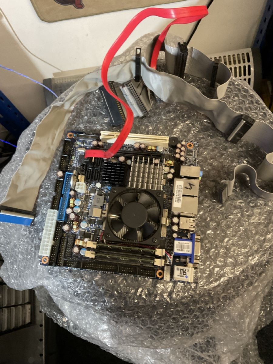 Mainboards: Pc Bord – Gebraucht aus Urdorf von AMBASSADOR