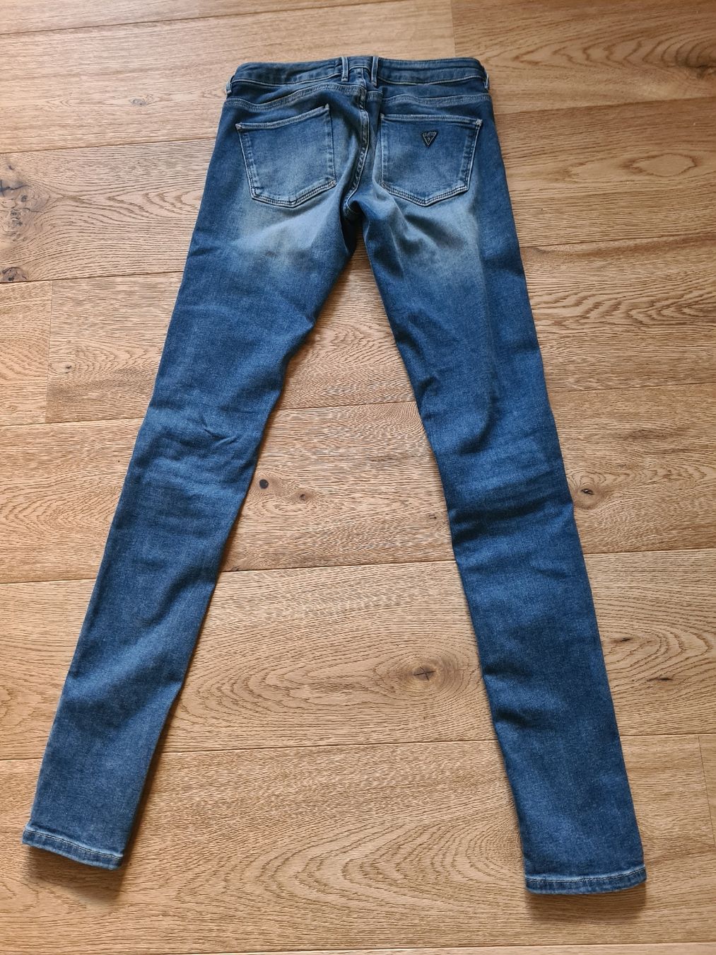 Guess Jeans: Guess Damen Jeans, blau, Grösse 25 – Neu (gemäss Beschreibung) aus Bern von Zvezda1 2