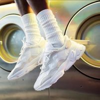 Adidas Gr. 43 1/3 Neu